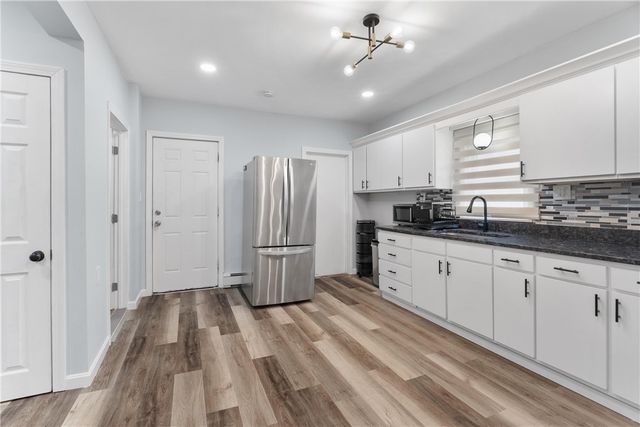 179 WOODWARD Avenue, East Providence, RI 02914