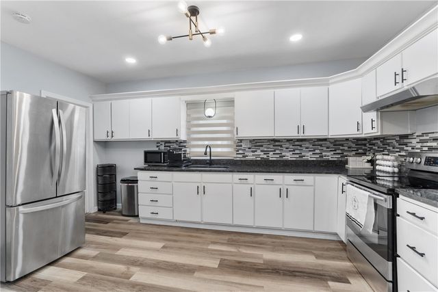 179 WOODWARD Avenue, East Providence, RI 02914