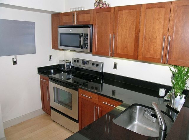 1600 Beacon Street 903, Brookline, MA 02446