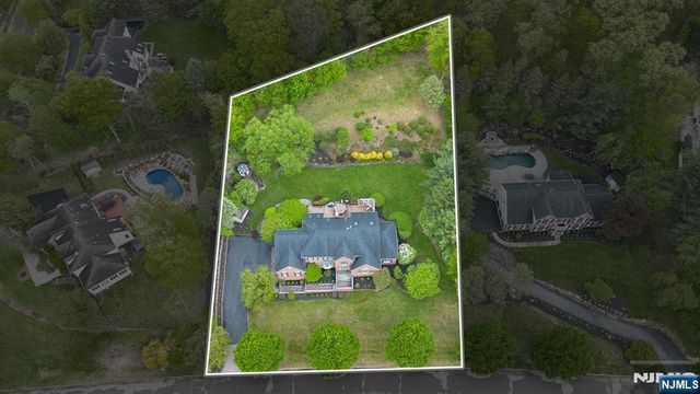 51 Nicole Drive, Denville Township, NJ 07834