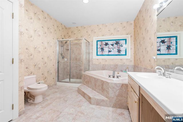 51 Nicole Drive, Denville Township, NJ 07834