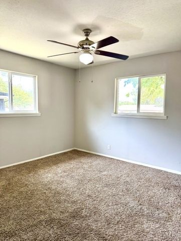 3912 Shawnee Trail, Lake Worth, TX 76135