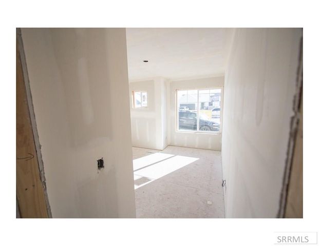 240 Galena Summit Dr, Idaho Falls, ID 83404