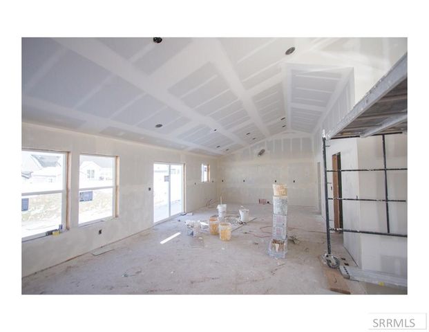 240 Galena Summit Dr, Idaho Falls, ID 83404