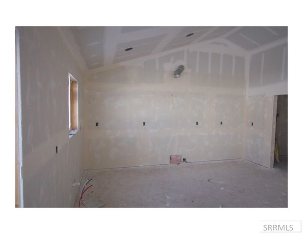 240 Galena Summit Dr, Idaho Falls, ID 83404