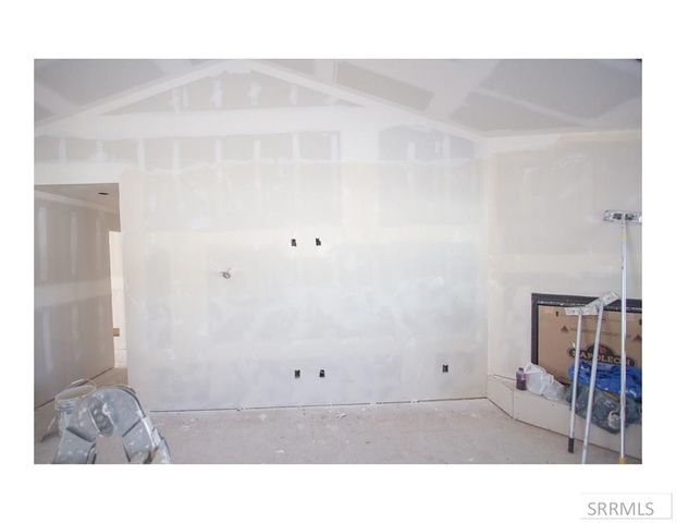 240 Galena Summit Dr, Idaho Falls, ID 83404