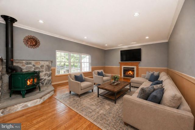 1265 MOYER RD, Telford, PA 18969
