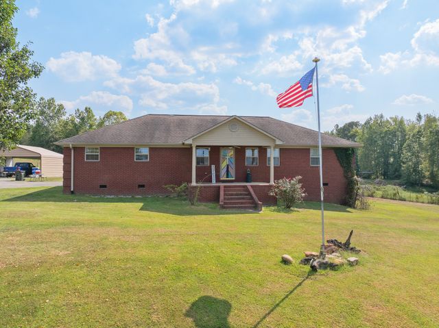 1354 Brandon Rd, Huntingdon, TN 38344
