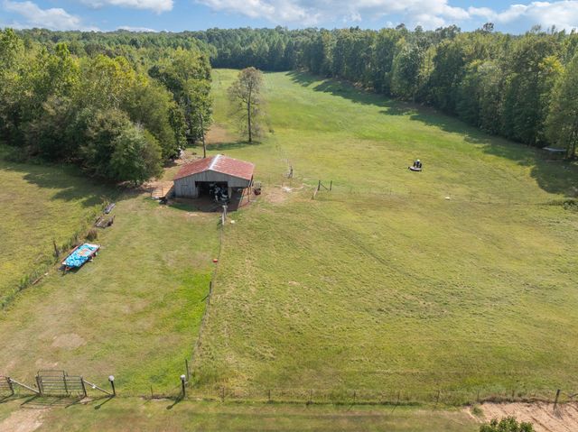 1354 Brandon Rd, Huntingdon, TN 38344