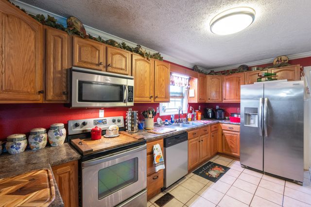 1354 Brandon Rd, Huntingdon, TN 38344