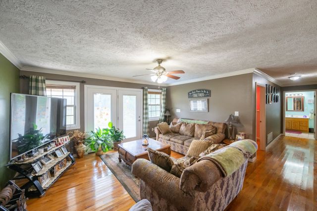 1354 Brandon Rd, Huntingdon, TN 38344