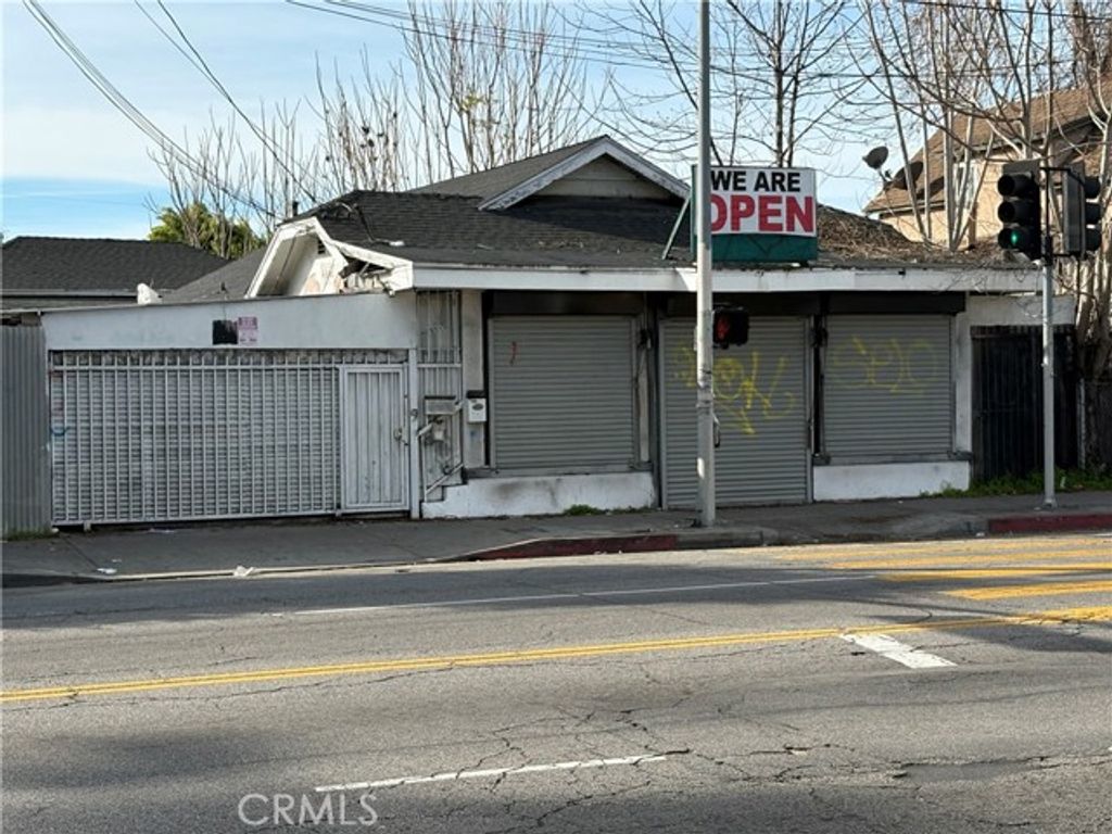 1180 E Vernon, Los Angeles, CA 90011