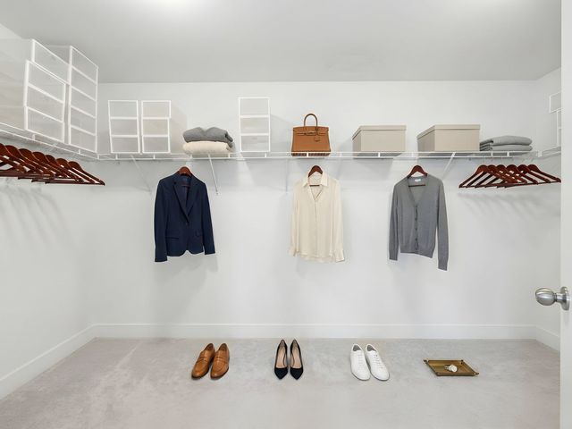 20913 Lakewoods Lane, Shorewood, IL 60404