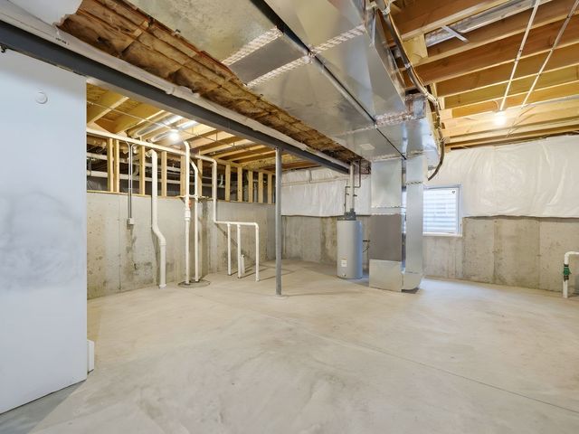 20913 Lakewoods Lane, Shorewood, IL 60404