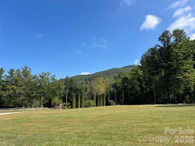 000 Shining Rock Drive 2, Canton, NC 28716