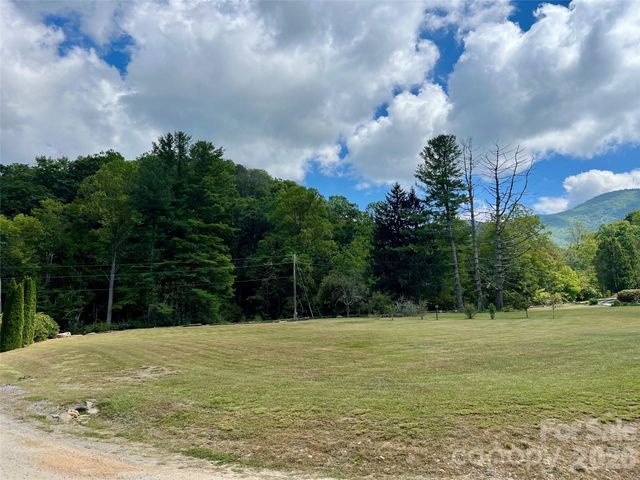 000 Shining Rock Drive 2, Canton, NC 28716