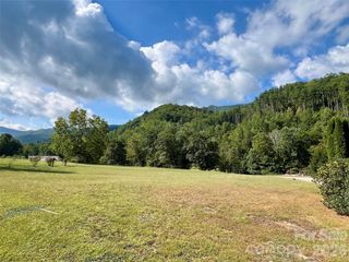 000 Shining Rock Drive 2, Canton, NC 28716