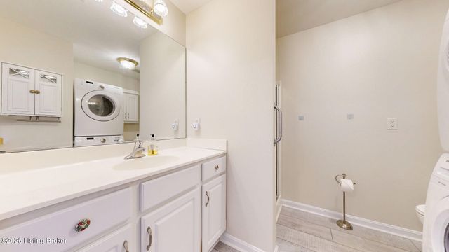 7210 Briscoe Vista Way, Louisville, KY 40228
