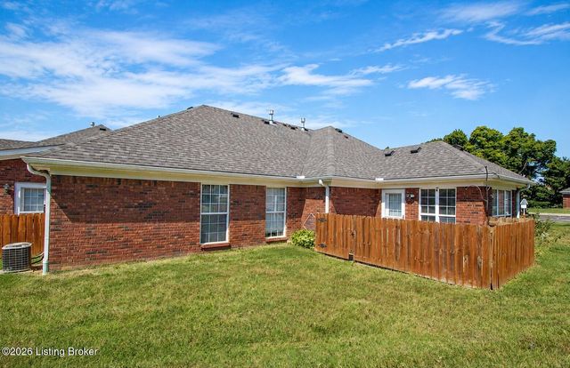 7210 Briscoe Vista Way, Louisville, KY 40228