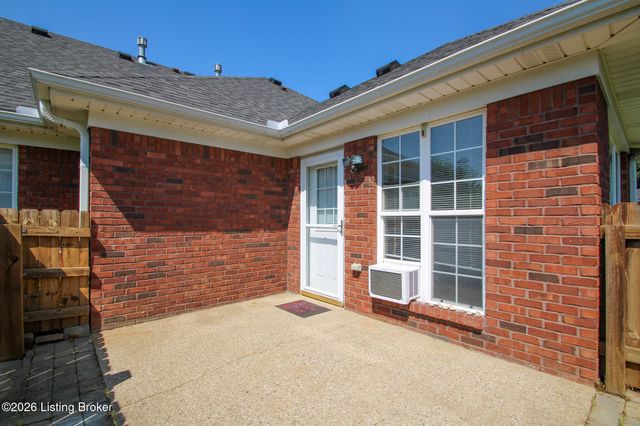 7210 Briscoe Vista Way, Louisville, KY 40228