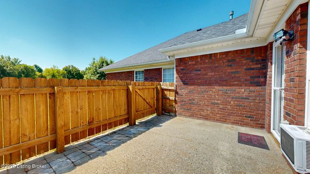 7210 Briscoe Vista Way, Louisville, KY 40228