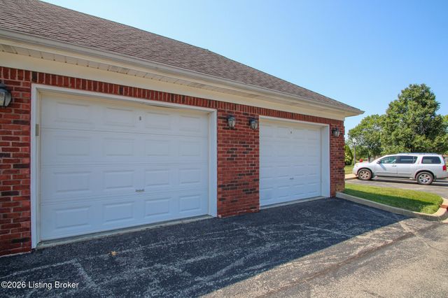 7210 Briscoe Vista Way, Louisville, KY 40228