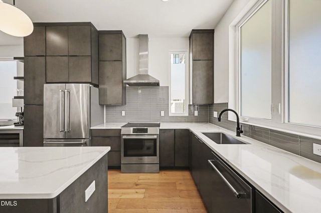 528 N Roxboro Street, Durham, NC 27701