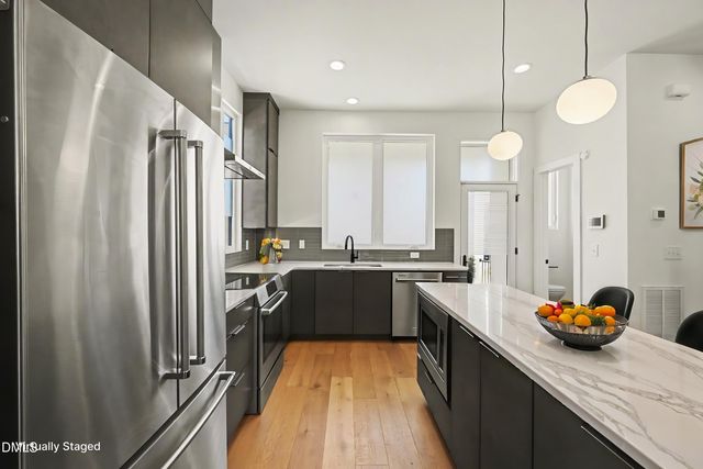 528 N Roxboro Street, Durham, NC 27701