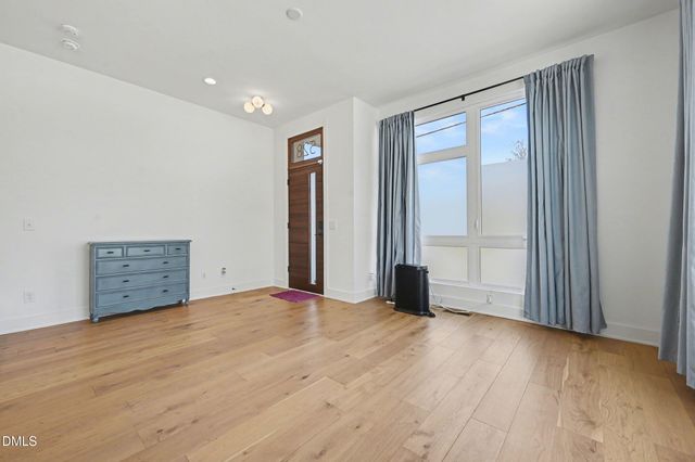 528 N Roxboro Street, Durham, NC 27701