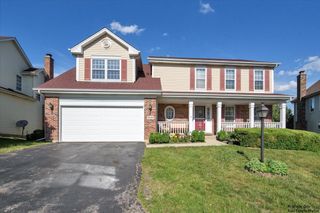 1505 Della Drive, Hoffman Estates, IL 60169