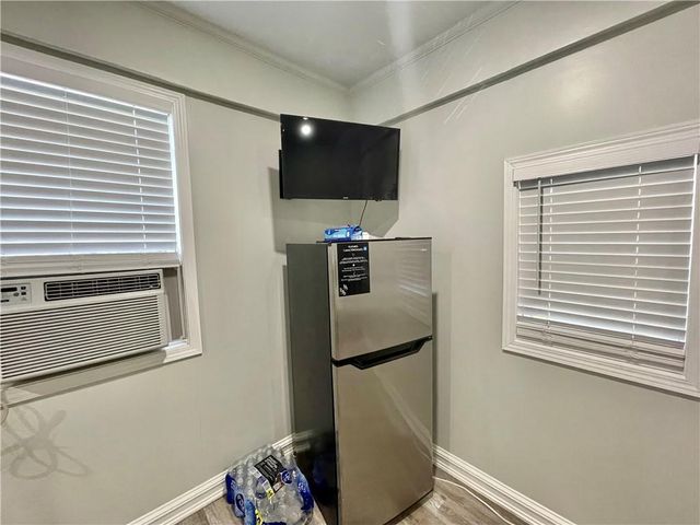 6068 Tracy Valley Drive, Norcross, GA 30093