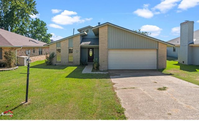 107 S Parkridge Drive, Benton, LA 71006