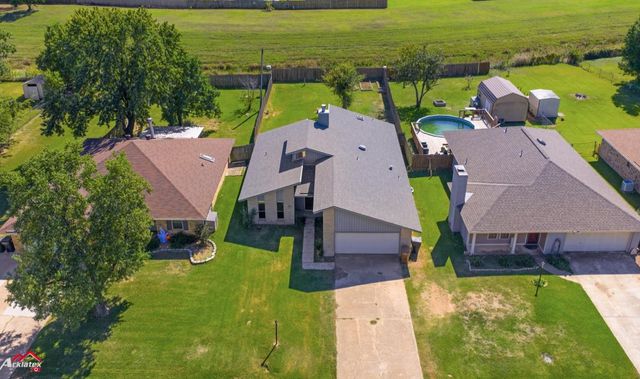 107 S Parkridge Drive, Benton, LA 71006