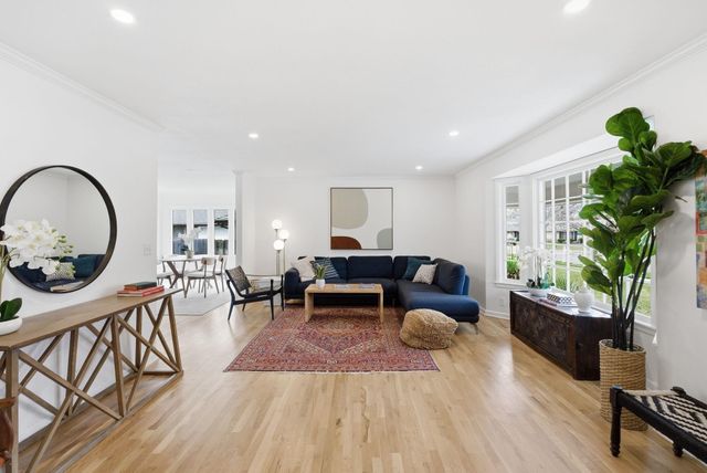 8322 Limerick St, Wichita, KS 67206