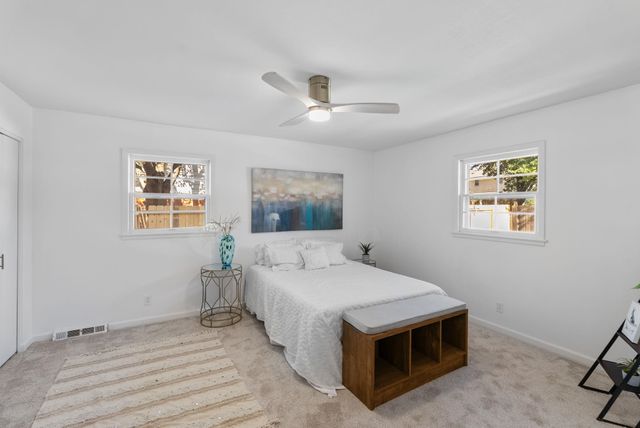 8322 Limerick St, Wichita, KS 67206