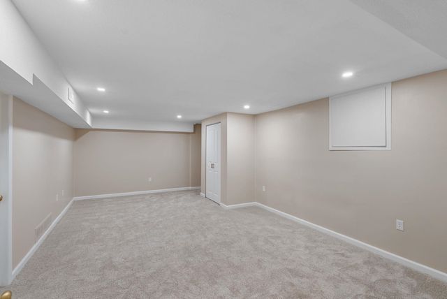 8322 Limerick St, Wichita, KS 67206