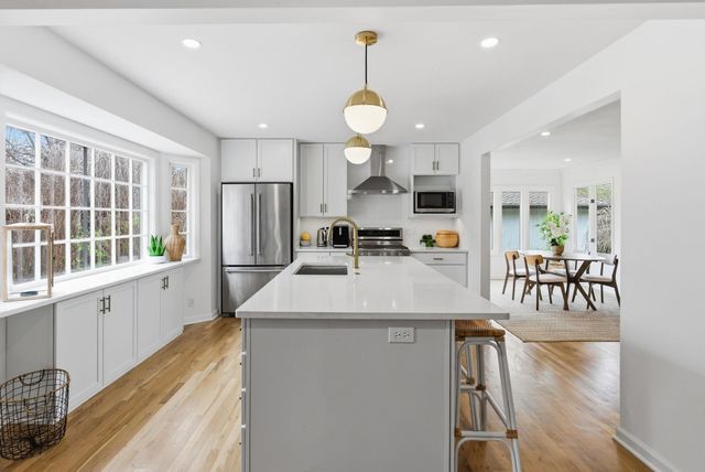 8322 Limerick St, Wichita, KS 67206