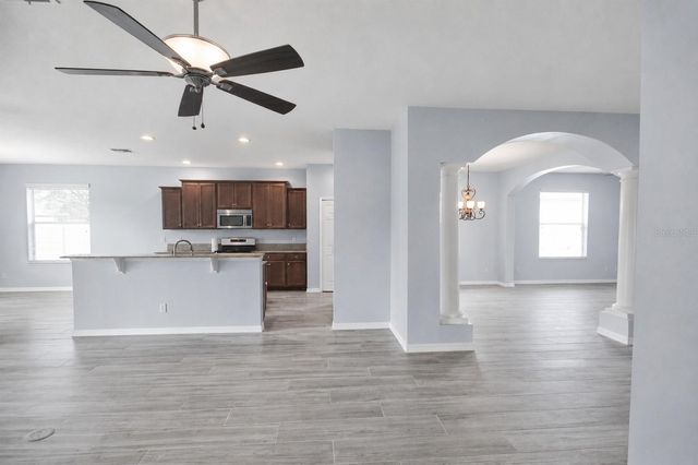 4440 67TH STREET E, Bradenton, FL 34203