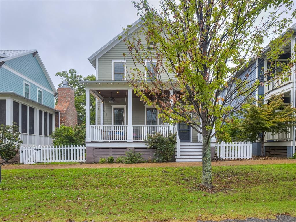 25 Boulevard, Carlton Landing, OK 74432