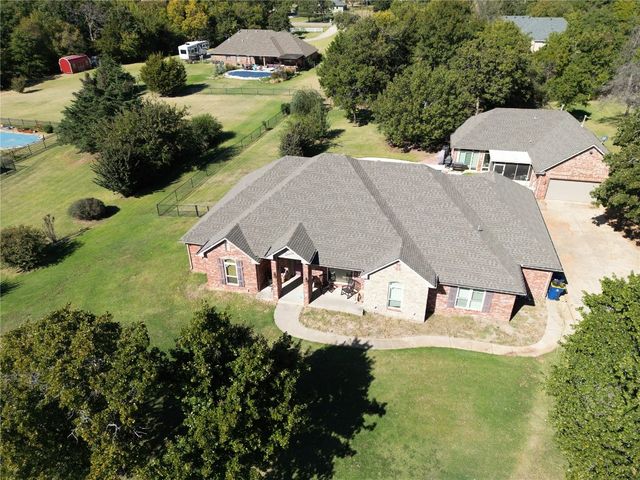 16355 Cobblestone Circle, Choctaw, OK 73020