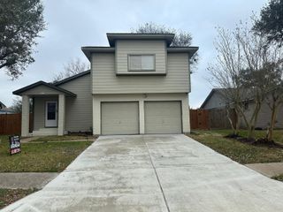 1111 W Brompton Drive, Pearland, TX 77584