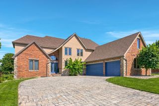 6191 S Meadowview Drive, Ozark, MO 65721