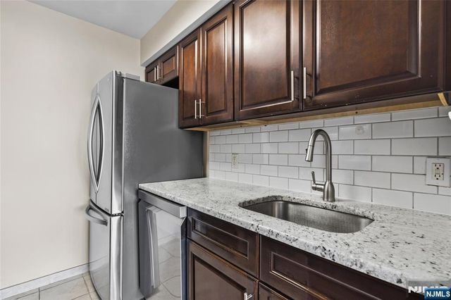 7400 Boulevard East 3C, North Bergen, NJ 07047