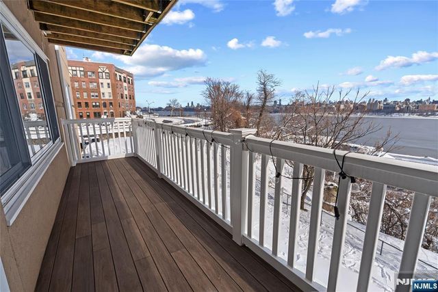 7400 Boulevard East 3C, North Bergen, NJ 07047