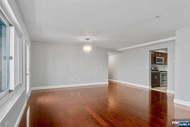 7400 Boulevard East 3C, North Bergen, NJ 07047