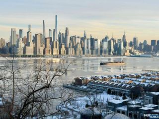 7400 Boulevard East 3C, North Bergen, NJ 07047