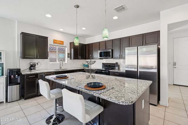 13554 W BRILES Road, Peoria, AZ 85383