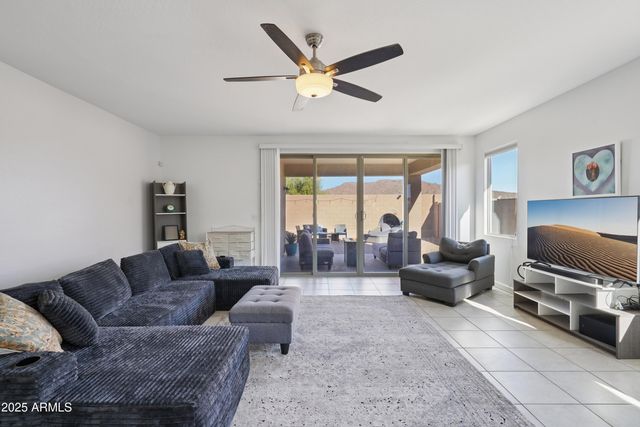 13554 W BRILES Road, Peoria, AZ 85383