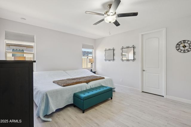 13554 W BRILES Road, Peoria, AZ 85383