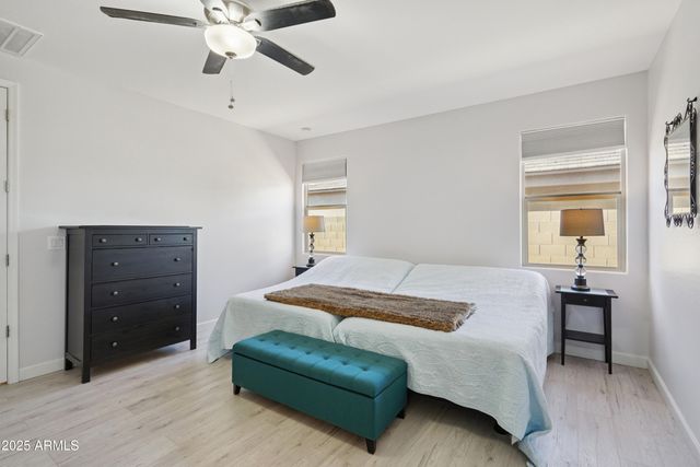 13554 W BRILES Road, Peoria, AZ 85383